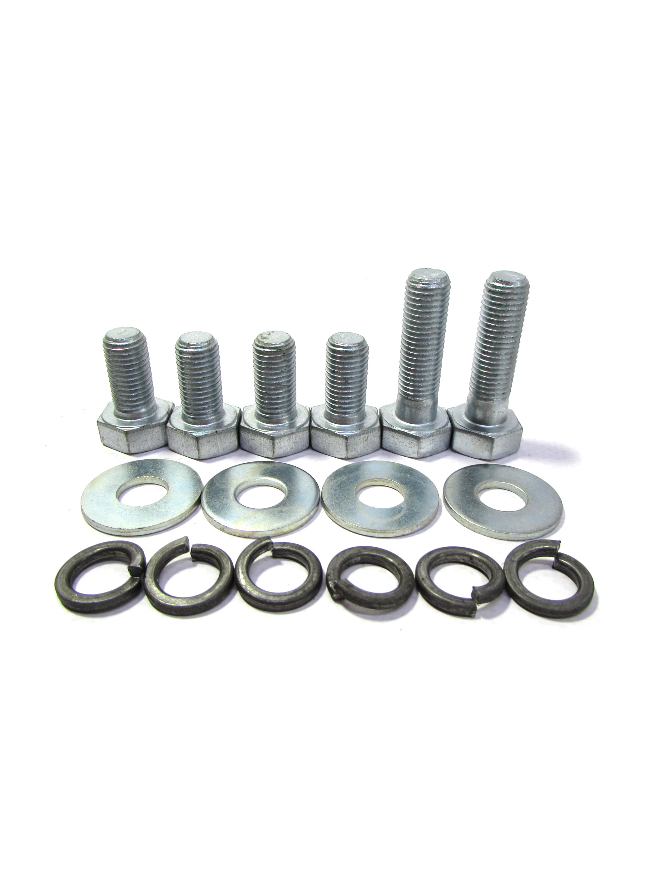 Поперечина передней подвески на стандартном сайлентблоке  ВАЗ 2108 - 2115