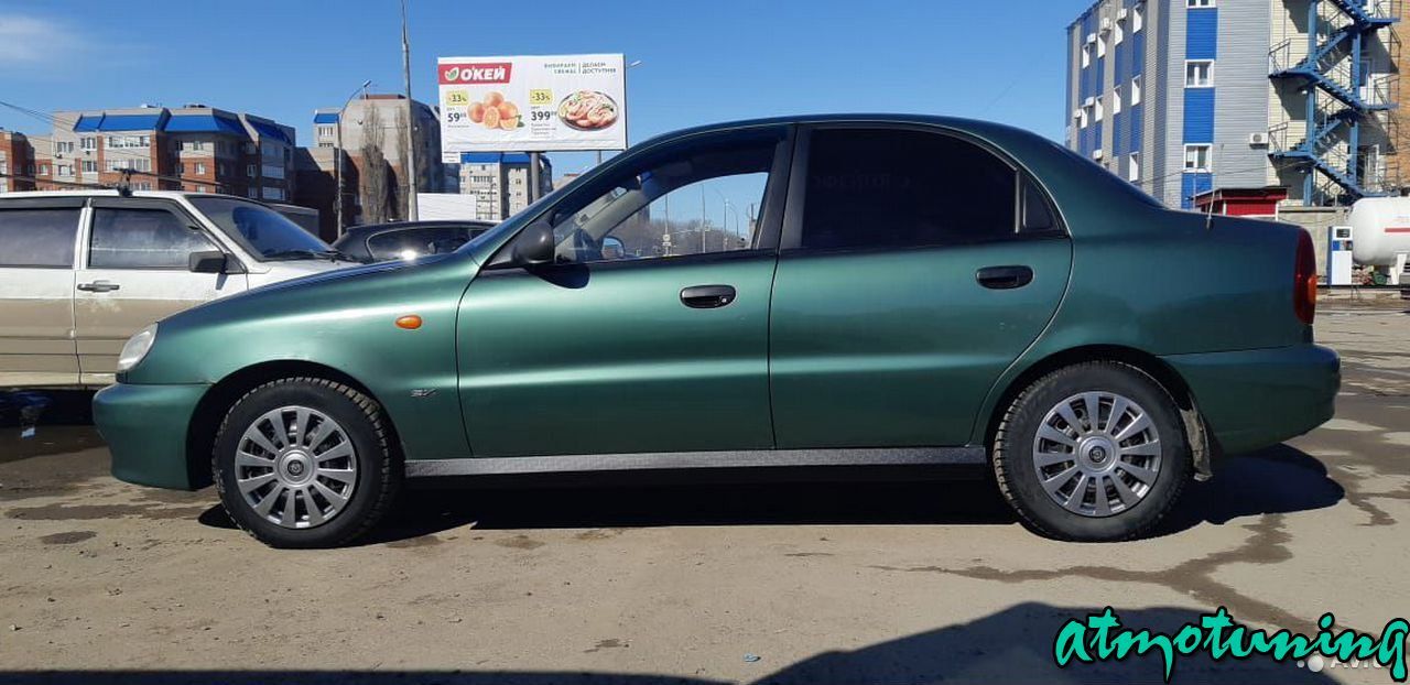 Пластиковые накладки на пороги Chevrolet Lanos