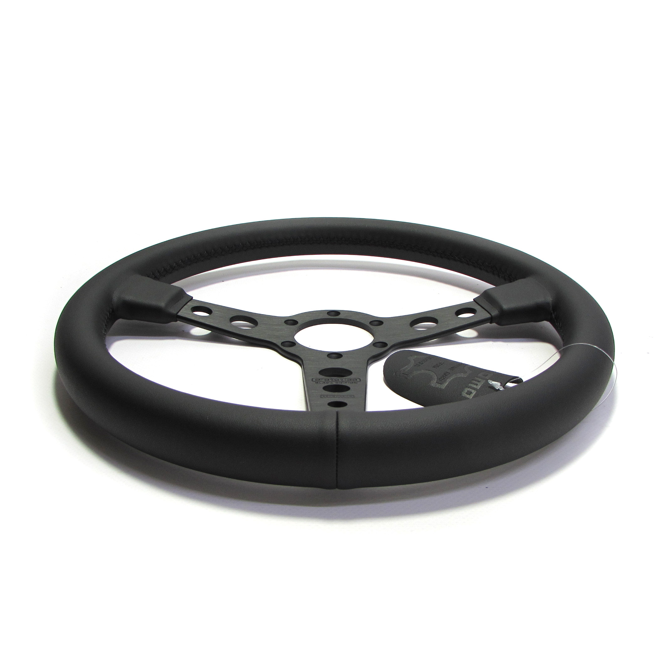 Руль momo Prototipo BLACK EDITION кожа, без вылета