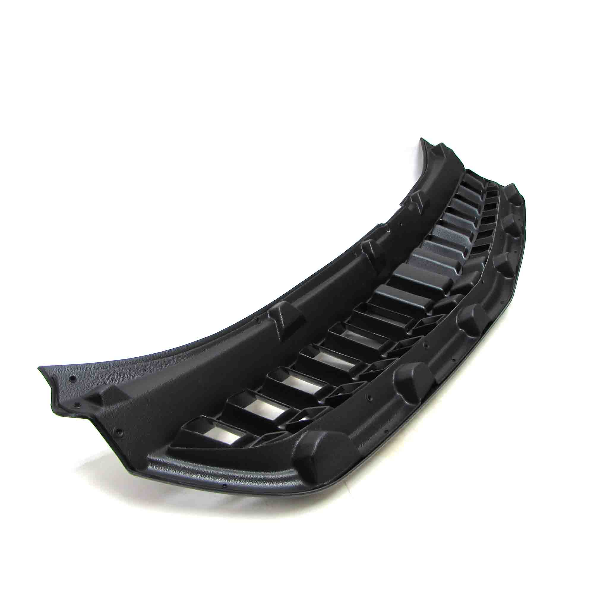 Решетка радиатора Лада Приора 2 в стиле AMG