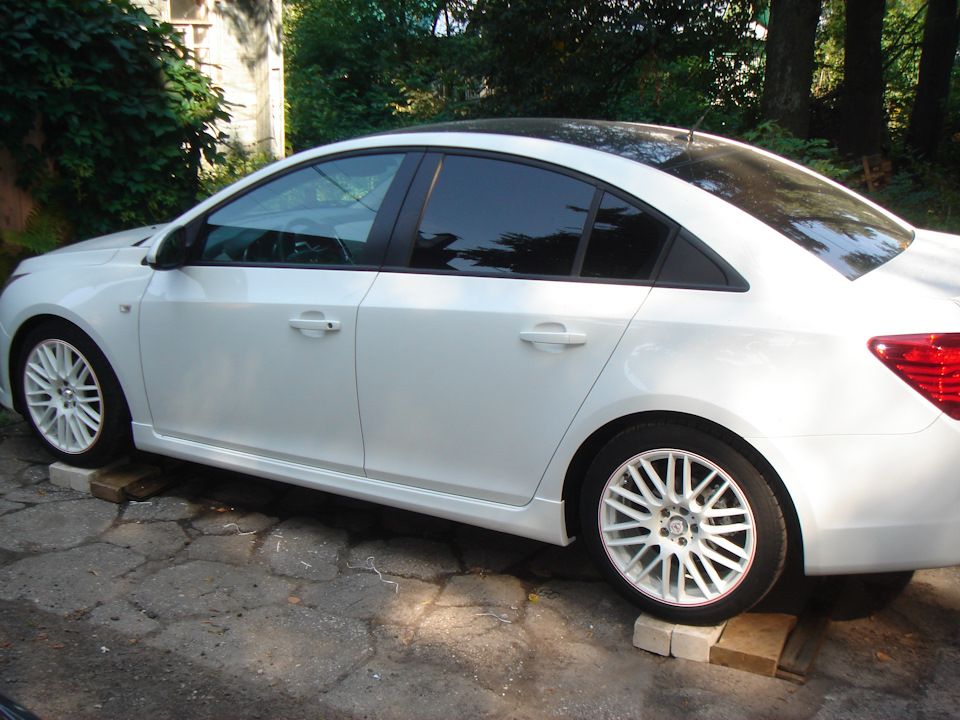 Накладки на пороги Chevrolet cruze j300 с 2008 по 2016